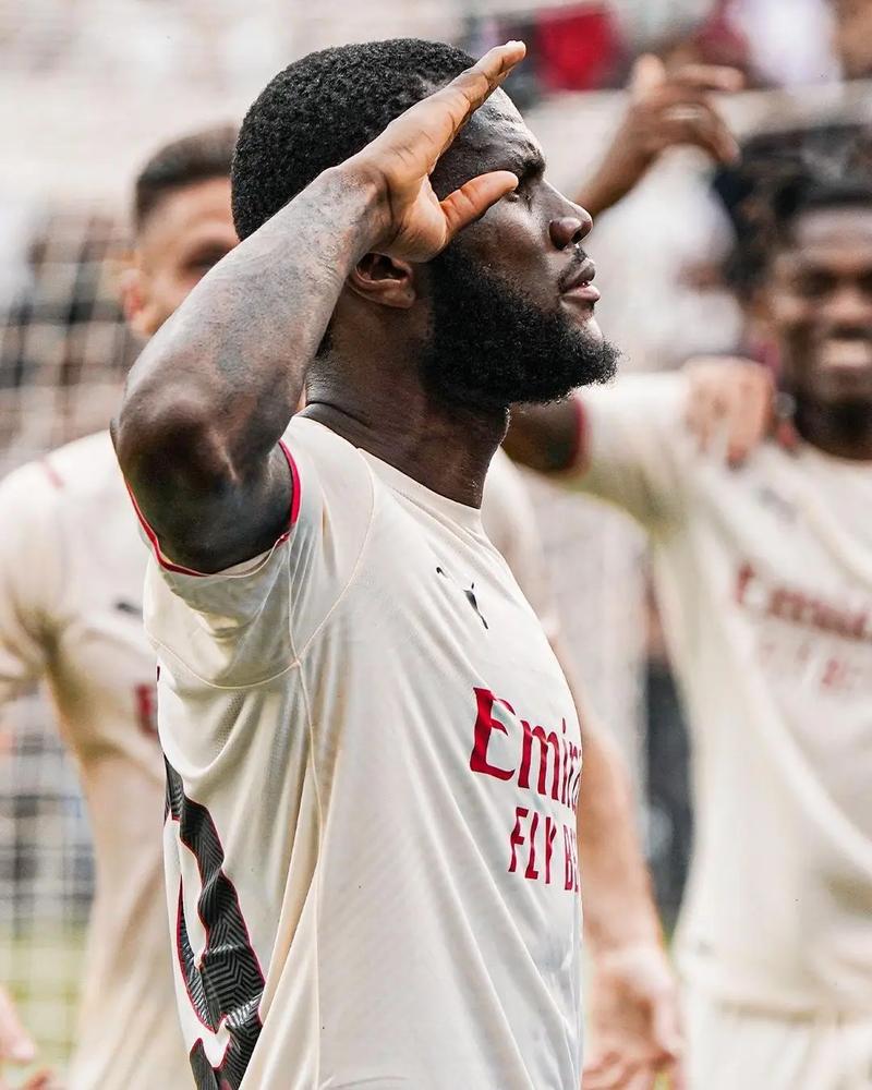 官方：贝西克塔斯声明炮轰裁判，敦促足协尽快处罚黑哨（官方：贝西克塔斯发布声明抨击裁判，呼吁足协速惩黑哨）