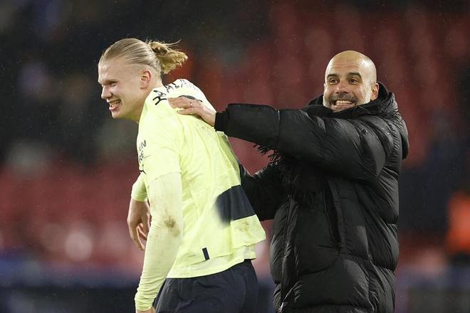 中国女足客战英格兰女足：邵子钦、王妍雯首发，王爱芳出战（中国女足客场挑战英格兰女足：邵子钦、王妍雯首发，王爱芳出场）