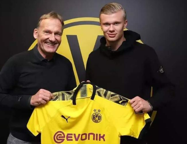 门将：兄弟，你别这样吓我