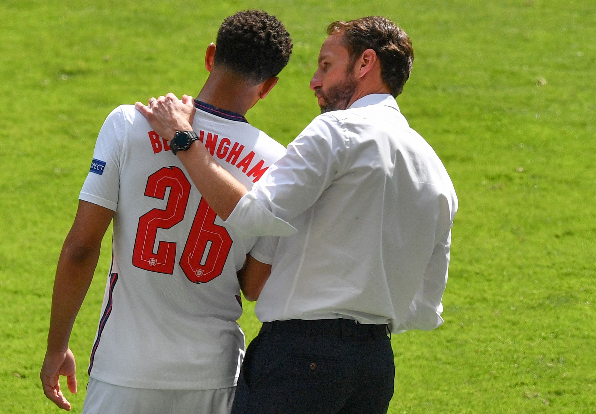 切尔西vs卡迪夫城首发：切尔西10人轮换，凯塞多首发（切尔西战卡迪夫首发：10人大轮换，凯塞多先发）