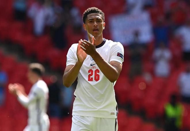 维埃里：迪马尔科传中能力全欧最强，他的左路传中20年未见