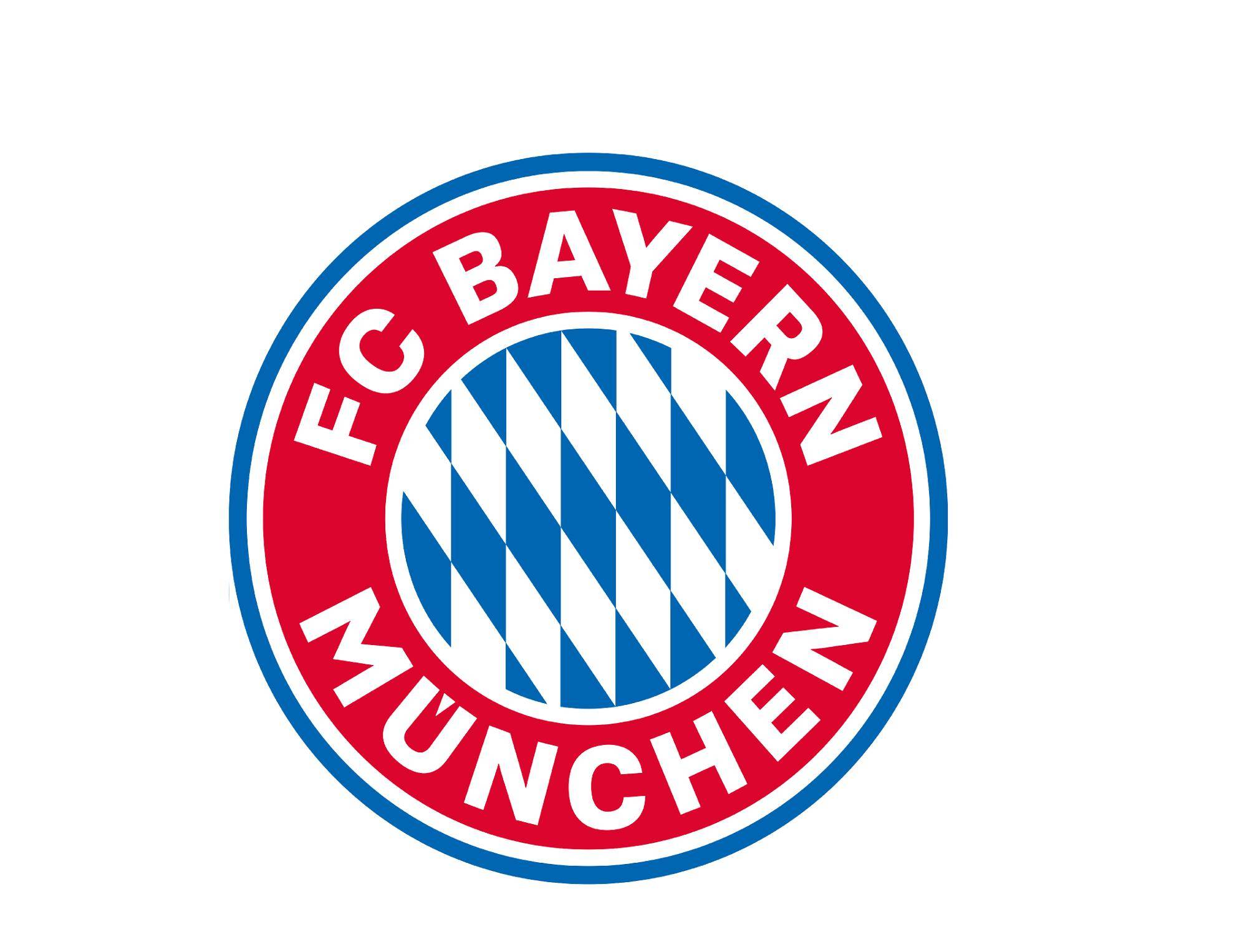 惊险一幕，马竞女足球员梅迪纳头部被膝盖撞到后失去意识