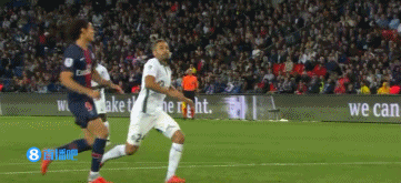 西甲最新轮次比赛结果，皇马小胜巴塞罗那（西甲本轮战报：皇马小胜巴萨）