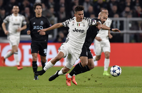 世体：巴萨已向市政府申请1C许可证，诺坎普有望容纳6.2万人（世体：巴萨已向市政府递交1C许可申请，诺坎普预计可容纳6.2万观众）