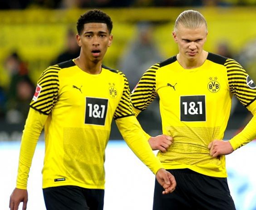 每体：巴萨内部对亚马尔每次客场都成为“头号公敌”感到担忧